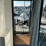 شقة Premium Hausboot Trave Traum