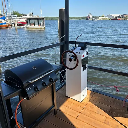 Apartament Premium Hausboot Trave Traum *