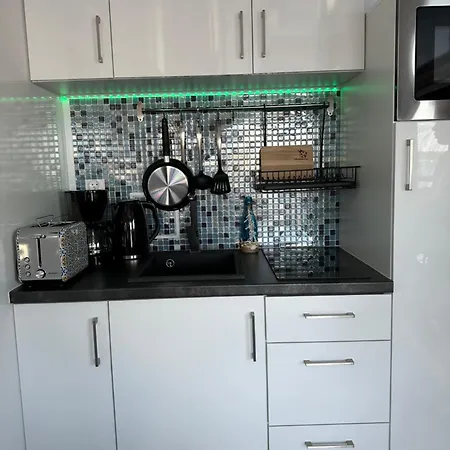Apartament Premium Hausboot Trave Traum