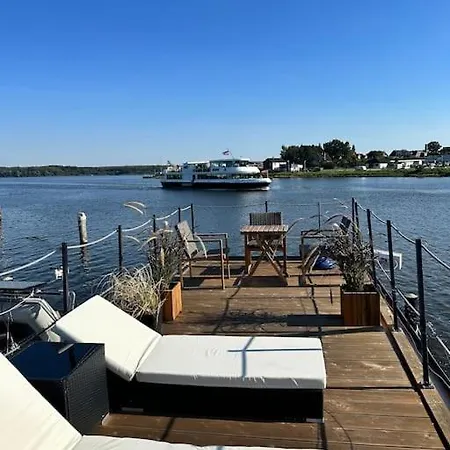 Premium Hausboot Trave Traum Lägenhet Lübeck